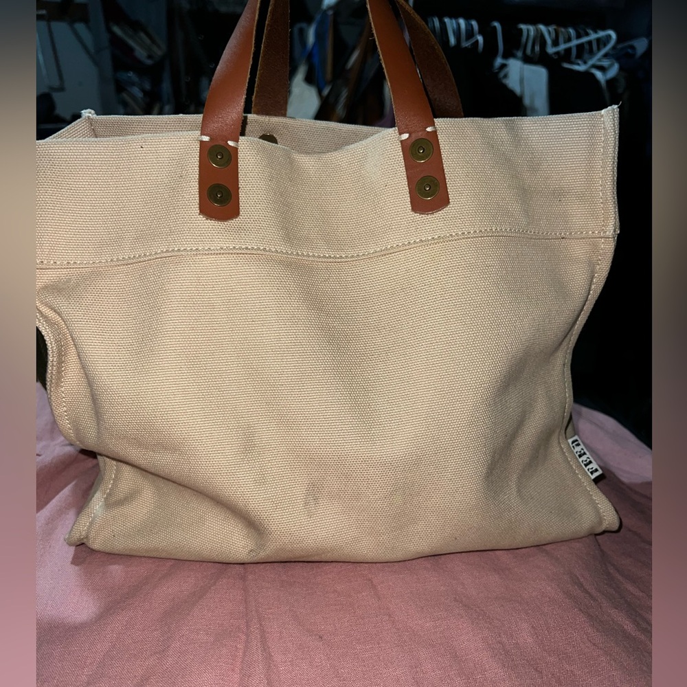 Feed purse